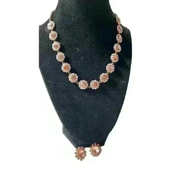 Round cluster necklace and earring set - Picture 1 of 4